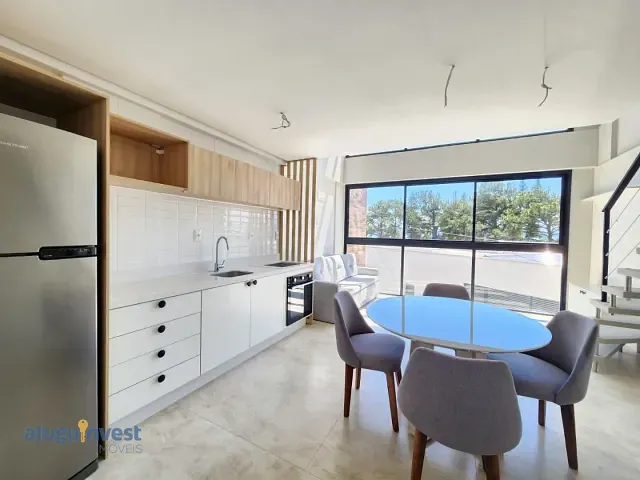 Studio 1 quarto e 2 banheiros, à venda, no bairro Cacupé em Florianópolis