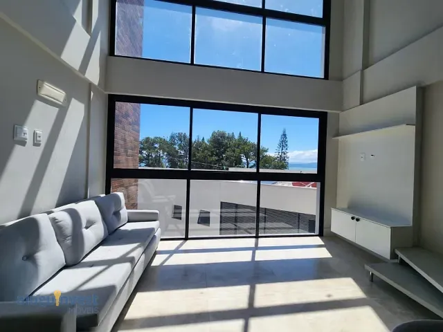 Studio 1 quarto e 2 banheiros, à venda, no bairro Cacupé em Florianópolis
