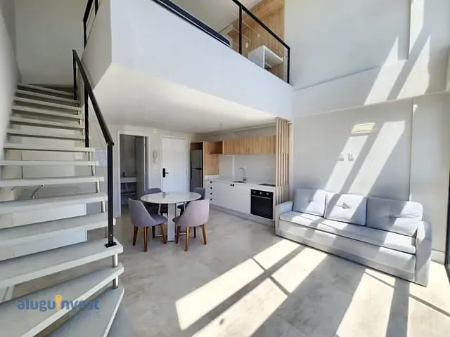 Studio 1 quarto e 2 banheiros, à venda, no bairro Cacupé em Florianópolis