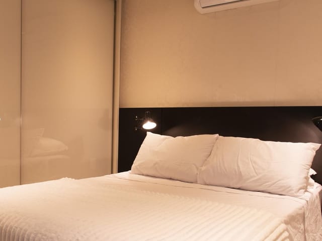 Studio 1 quarto e 1 banheiro, para alugar, no bairro Centro em Florianópolis
