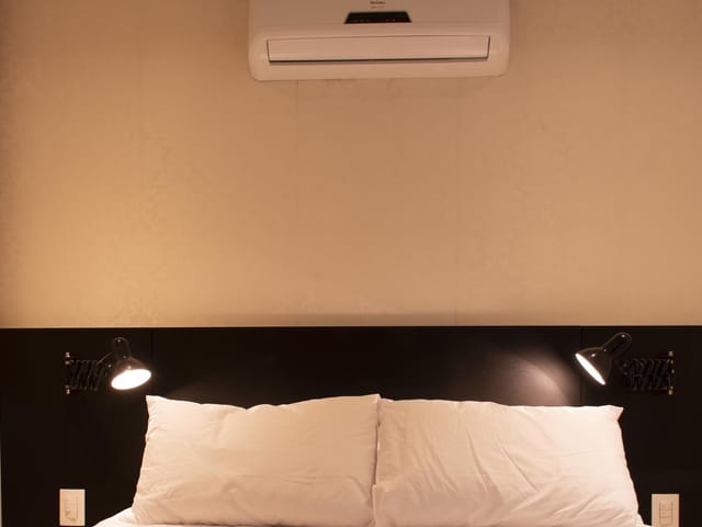Studio 1 quarto e 1 banheiro, para alugar, no bairro Centro em Florianópolis