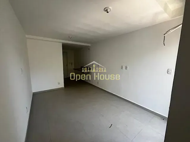 Studio 1 quarto e 1 banheiro, à venda, no bairro Jardim Amália em Volta Redonda