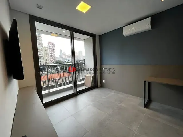 Studio 1 quarto e 1 banheiro, para alugar, no bairro Vila Gomes Cardim em São Paulo