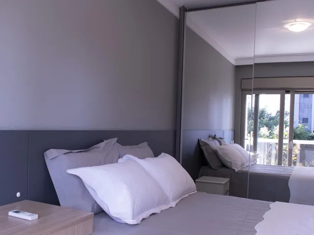Studio 1 quarto e 2 banheiros, para alugar, no bairro Centro em Florianópolis