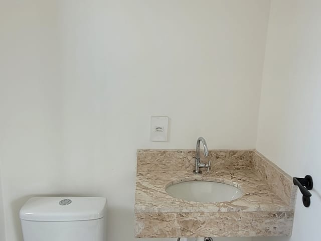 Studio 1 quarto e 1 banheiro, à venda, no bairro Vila Galvão em Guarulhos