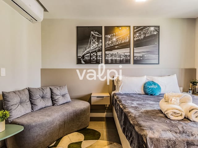 Studio com 43m² 1 quarto e 1 banheiro, para alugar, no bairro Três Figueiras em Porto Alegre