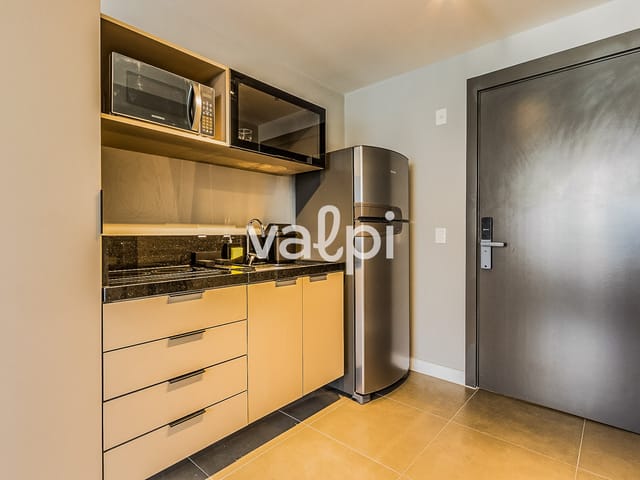 Studio com 43m² 1 quarto e 1 banheiro, para alugar, no bairro Três Figueiras em Porto Alegre