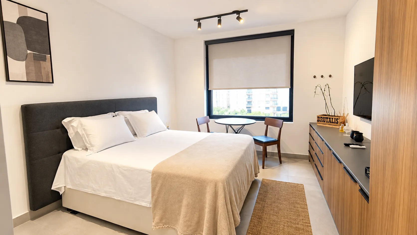 Studio para alugar com 1 quarto, 1 banheiro, 1 vaga e 30m² no Itaim Bibi, São Paulo — foto principal