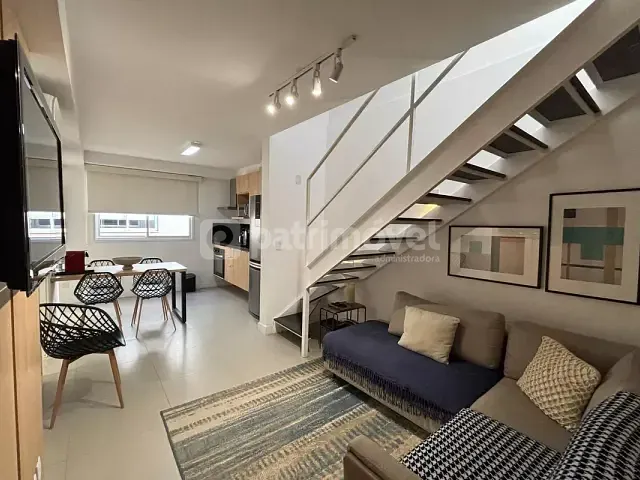 Cobertura / Penthouse 1 quarto e 1 banheiro, à venda, no bairro Copacabana em Rio de Janeiro
