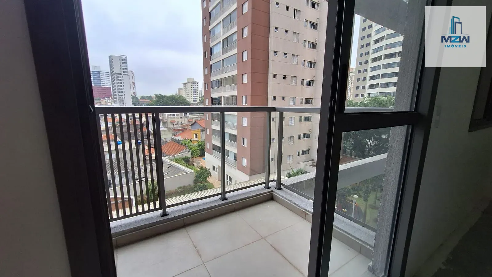 Apartamento, 1 quarto, 27 m² - Foto 2