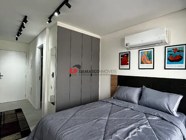 Studio 1 quarto e 1 banheiro, para alugar, no bairro Vila Regente Feijó em São Paulo