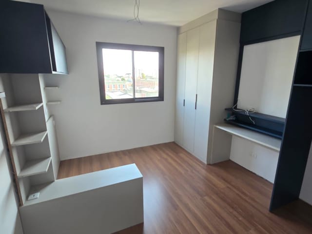 Studio 1 quarto e 1 banheiro, à venda, no bairro Novo Mundo em Curitiba
