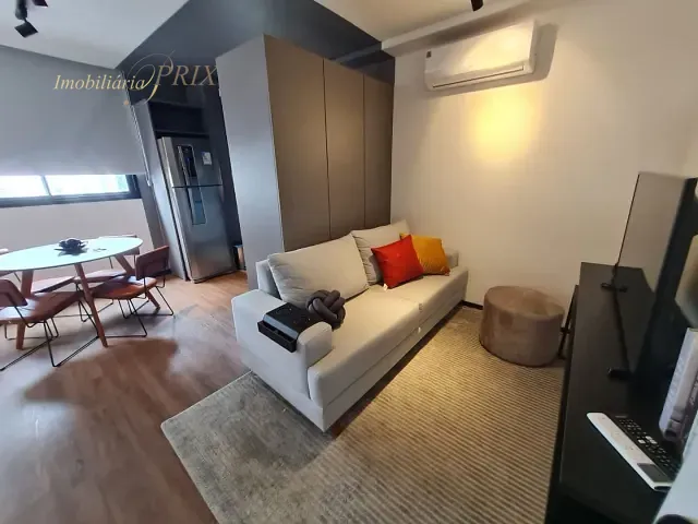 Studio com 48m² 1 quarto e 1 banheiro, para alugar, no bairro Centro em Curitiba