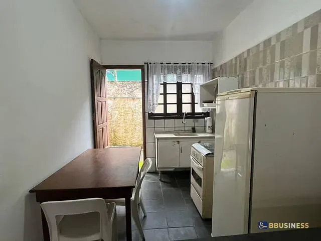 Studio 1 quarto e 1 banheiro, para alugar, no bairro Centro em Bertioga