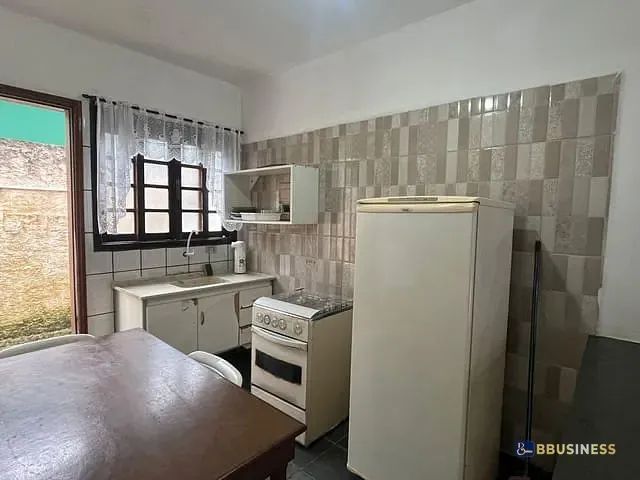 Studio 1 quarto e 1 banheiro, para alugar, no bairro Centro em Bertioga