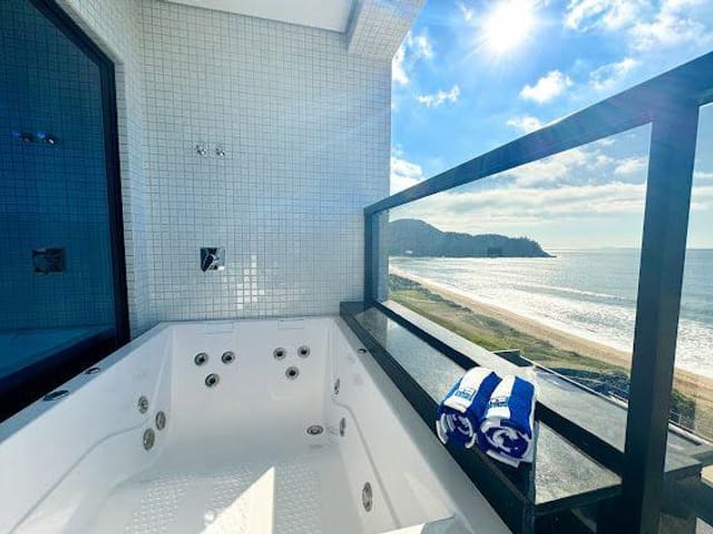 Studio 1 quarto e 1 banheiro, à venda, no bairro Ilhota em Itapema