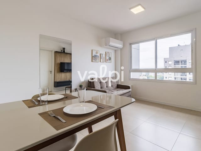 Apartamento com 59m² 1 quarto e 1 banheiro, para alugar, no bairro Partenon em Porto Alegre