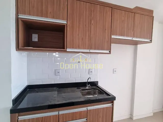 Studio com 32m² 1 quarto e 1 banheiro, para alugar, no bairro Jardim Amália em Volta Redonda