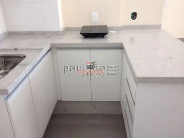 Apartamento 1 quarto e 1 banheiro, à venda ou para alugar, no bairro Vila Dom Pedro I em São Paulo