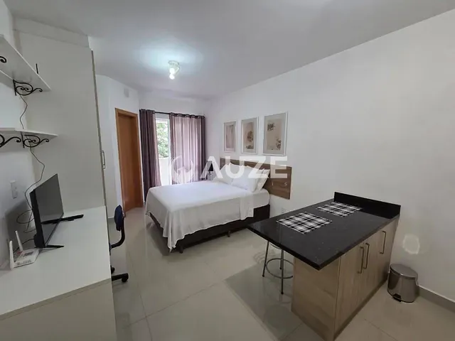 Studio 1 quarto e 1 banheiro, à venda, no bairro Centro em Curitiba