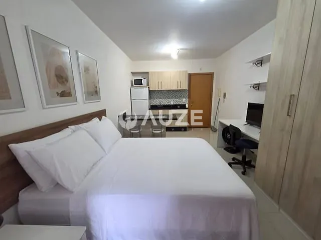 Studio 1 quarto e 1 banheiro, à venda, no bairro Centro em Curitiba
