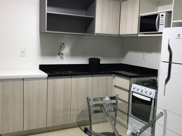 Studio 1 quarto e 1 banheiro, à venda, no bairro Petrópolis em Caxias do Sul