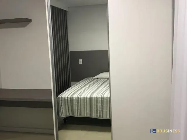 Studio 1 quarto e 1 banheiro, à venda, no bairro Petrópolis em Caxias do Sul