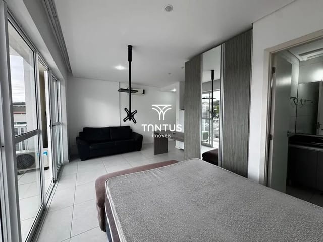 Studio 1 quarto e 1 banheiro, para alugar, no bairro Rebouças em Curitiba