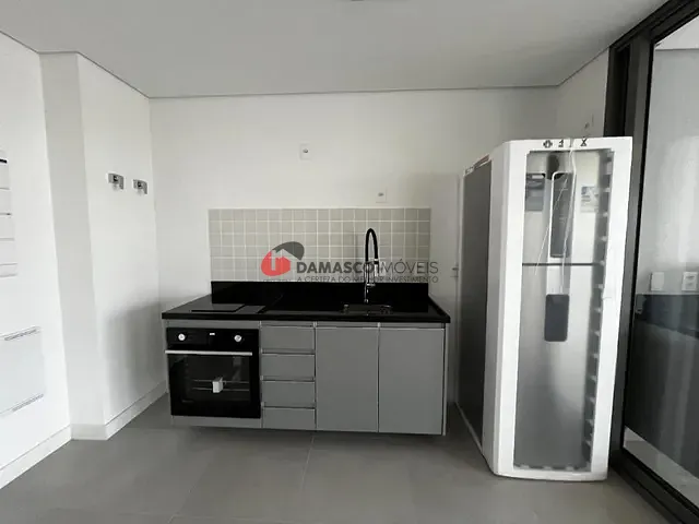 Studio 2 quartos e 1 banheiro, para alugar, no bairro Vila Gomes Cardim em São Paulo
