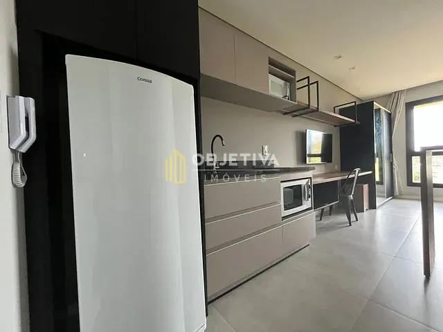Studio com 32m² 1 quarto e 1 banheiro, à venda, no bairro Vila Nova em Novo Hamburgo