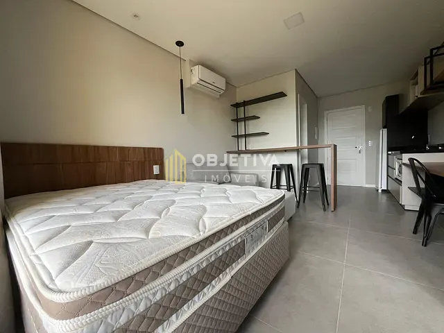 Studio com 32m² 1 quarto e 1 banheiro, à venda, no bairro Vila Nova em Novo Hamburgo