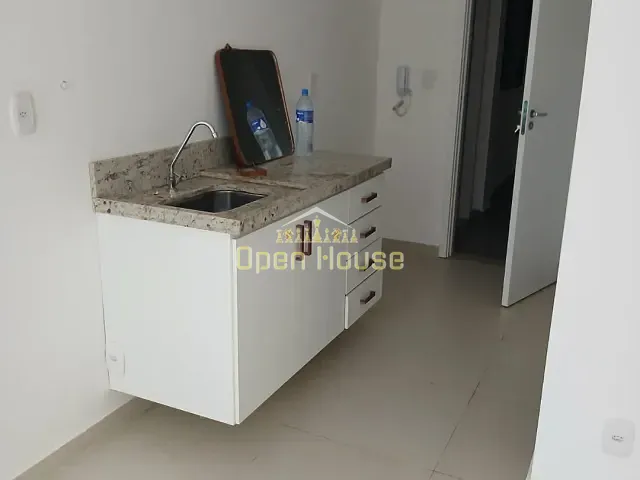 Studio 1 quarto e 1 banheiro, para alugar, no bairro Jardim Amália em Volta Redonda
