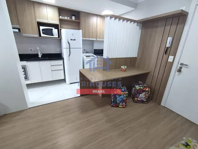 Studio 1 quarto e 1 banheiro, à venda, no bairro Parolin em Curitiba