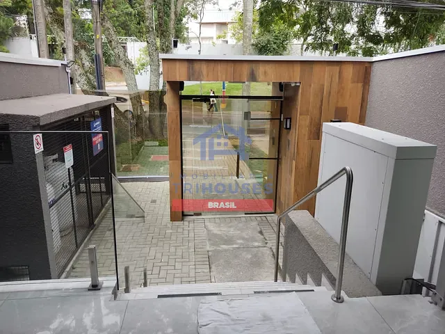 Studio 1 quarto e 1 banheiro, à venda, no bairro Parolin em Curitiba