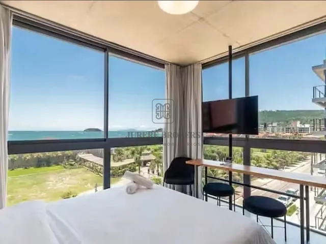 Studio 1 quarto e 1 banheiro, à venda, no bairro Jurerê em Florianópolis