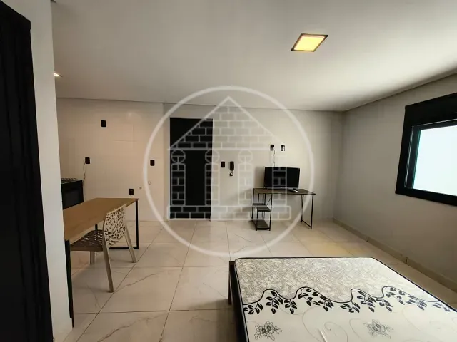 Studio 1 quarto e 1 banheiro, para alugar, no bairro Socorro em São Paulo