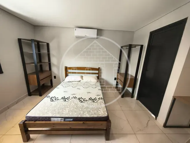 Studio 1 quarto e 1 banheiro, para alugar, no bairro Socorro em São Paulo