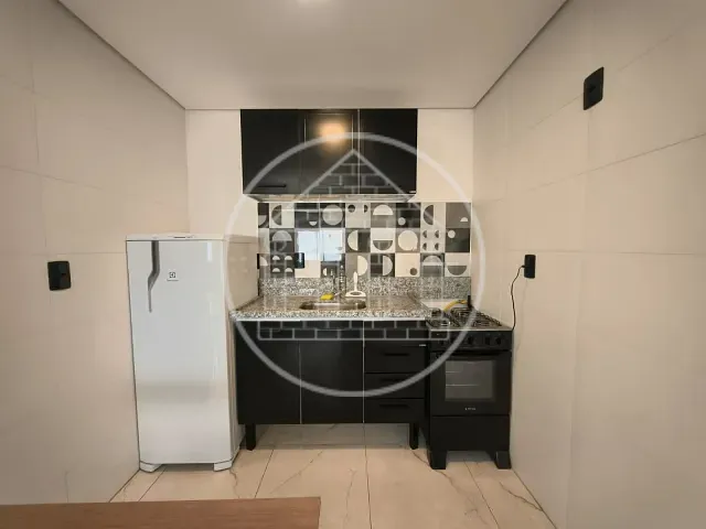 Studio 1 quarto e 1 banheiro, para alugar, no bairro Socorro em São Paulo