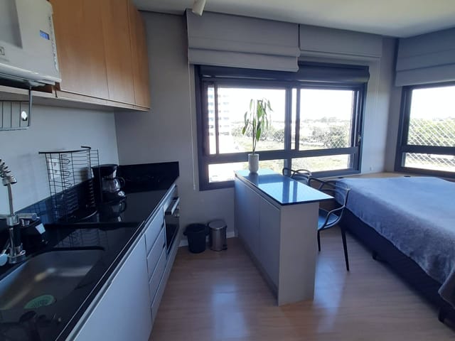 Studio 1 quarto e 1 banheiro, à venda, no bairro São Gonçalo em Pelotas