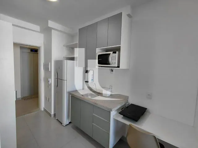 Studio 1 quarto e 1 banheiro, para alugar, no bairro Vila Firmiano Pinto em São Paulo