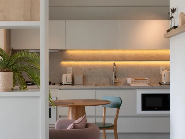 Studio 1 quarto e 1 banheiro, para alugar, no bairro Centro em Florianópolis