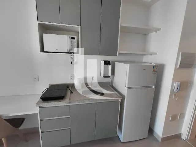 Studio 1 quarto e 1 banheiro, para alugar, no bairro Vila Firmiano Pinto em São Paulo
