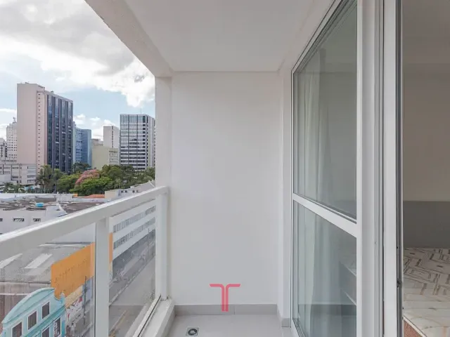Studio com 29m² 1 quarto e 1 banheiro, para alugar, no bairro Centro em Curitiba