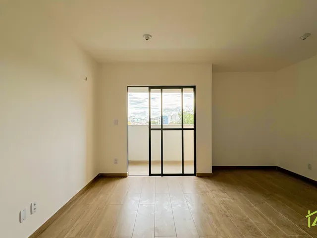 Studio 1 quarto e 1 banheiro, à venda, no bairro São Pedro em Juiz de Fora