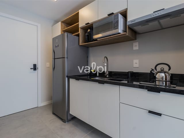 Studio com 36m² 1 quarto e 1 banheiro, para alugar, no bairro Auxiliadora em Porto Alegre