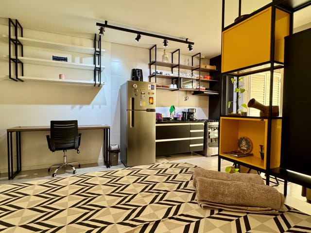 Studio com 70m² 1 quarto e 1 banheiro, à venda, no bairro Centro em Pelotas