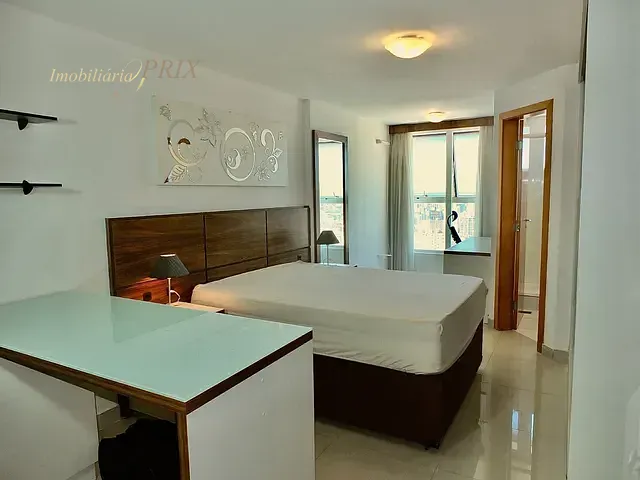 Studio 1 quarto e 1 banheiro, para alugar, no bairro Centro em Curitiba