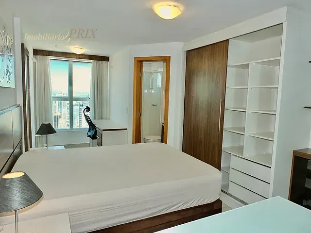 Studio 1 quarto e 1 banheiro, para alugar, no bairro Centro em Curitiba