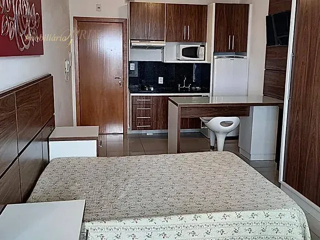 Studio 1 quarto e 1 banheiro, para alugar, no bairro Centro em Curitiba