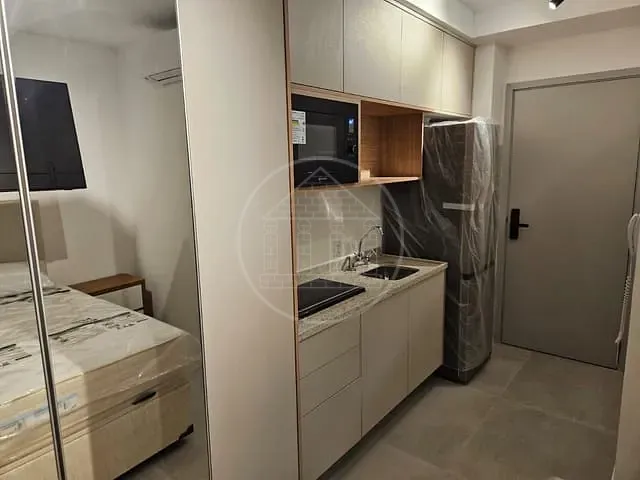 Studio com 25m² 1 quarto e 1 banheiro, para alugar, no bairro Pinheiros em São Paulo